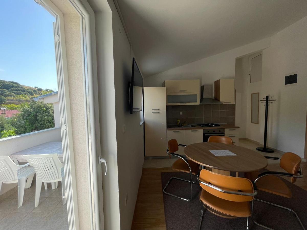 Apartment Petros Pag *