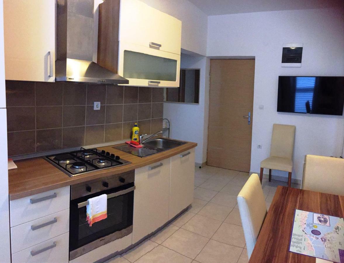 Apartment Petros Pag Pag Town